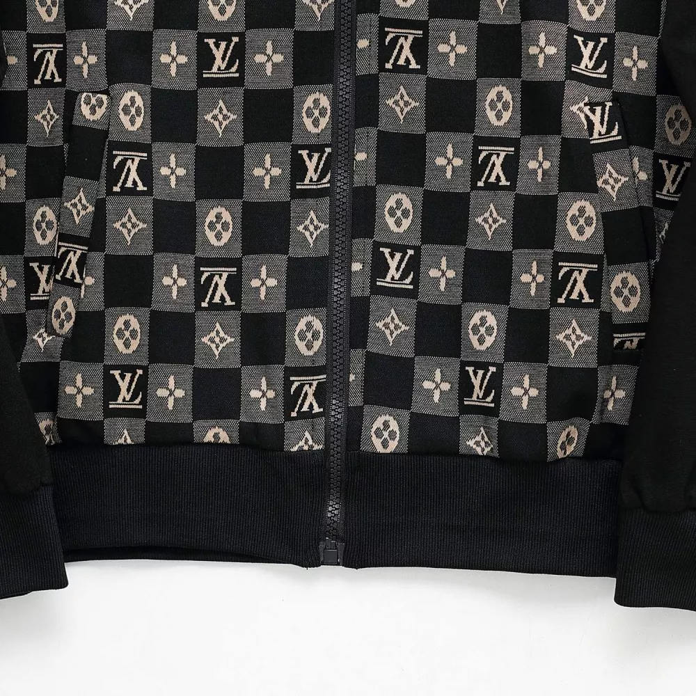 Louis Vuitton LV Tracksuits Long Sleeved For Men Practical 9909