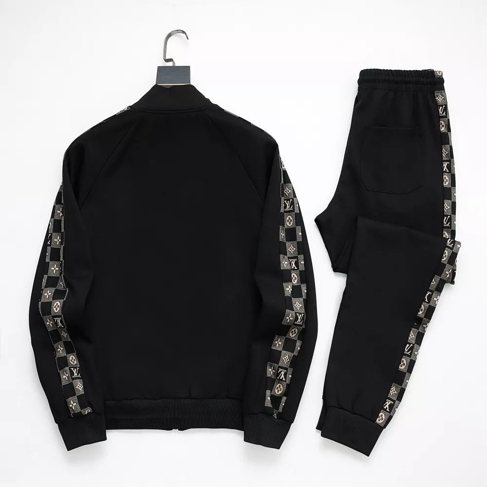 Louis Vuitton LV Tracksuits Long Sleeved For Men Practical 9909