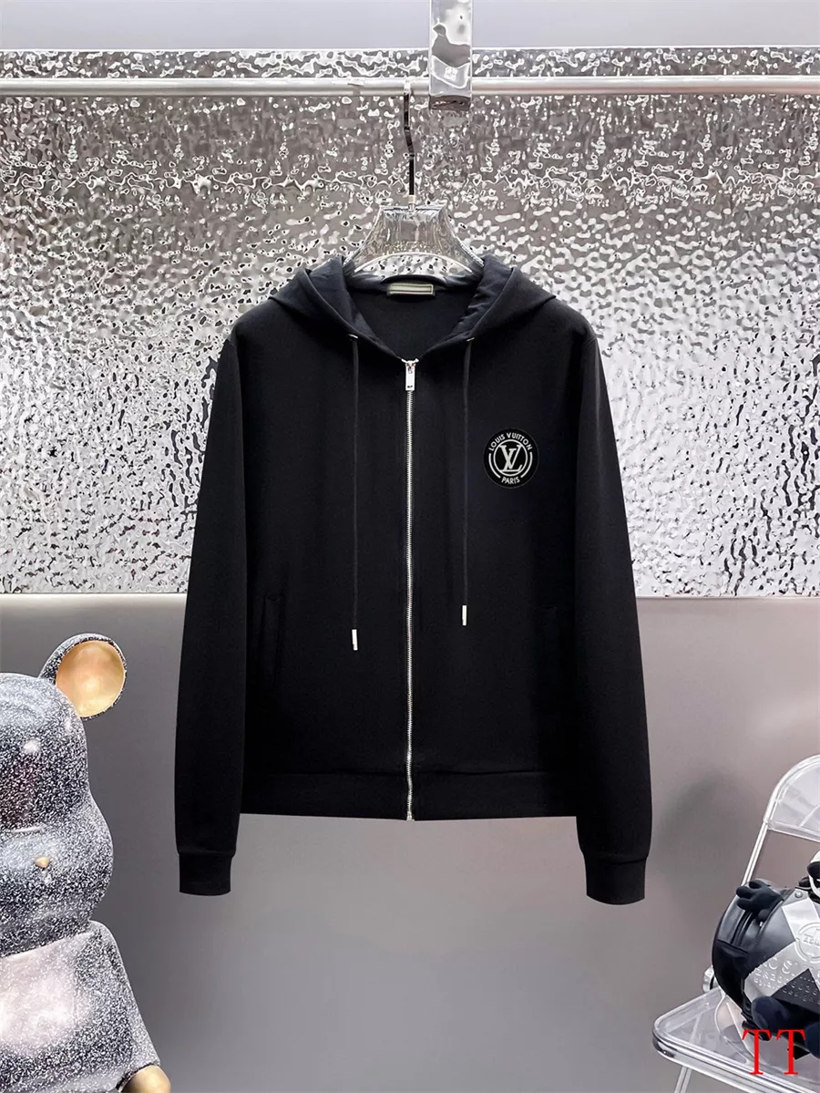 Louis Vuitton LV Tracksuits Long Sleeved For Men SportInspired 2721