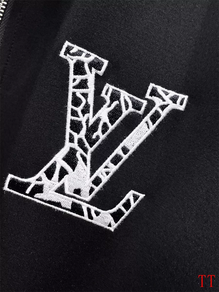Louis Vuitton LV Tracksuits Long Sleeved For Men Timeless 8159