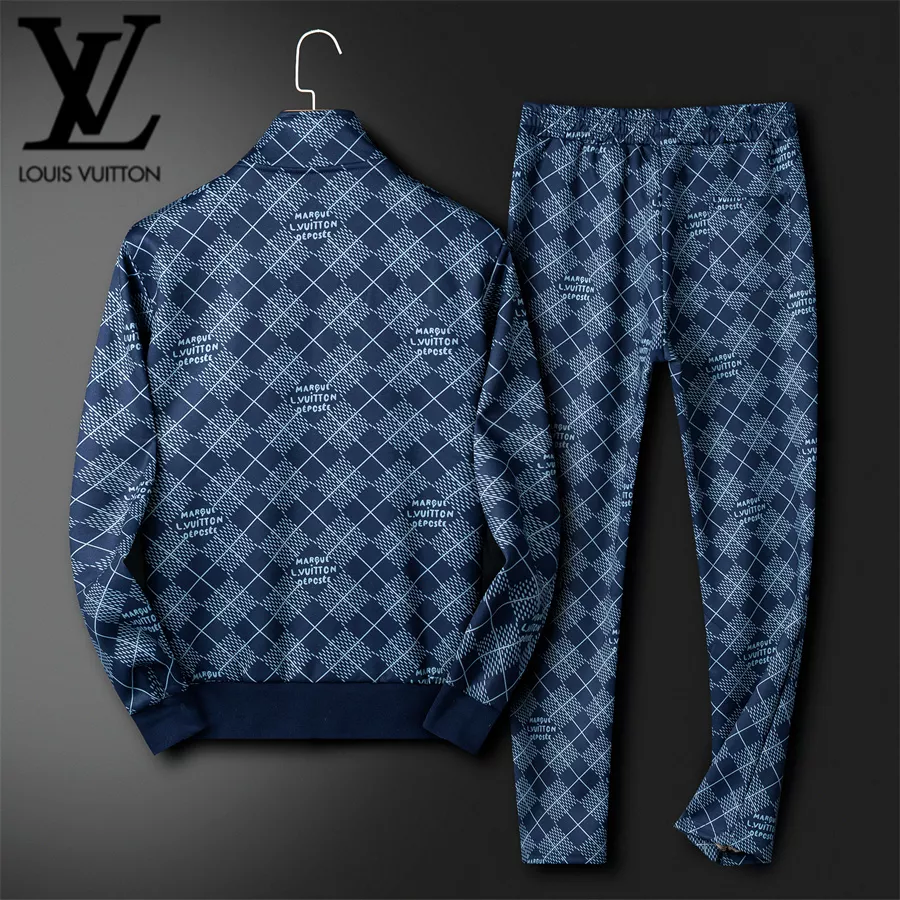 Louis Vuitton LV Tracksuits Long Sleeved For Men Trendy 3158
