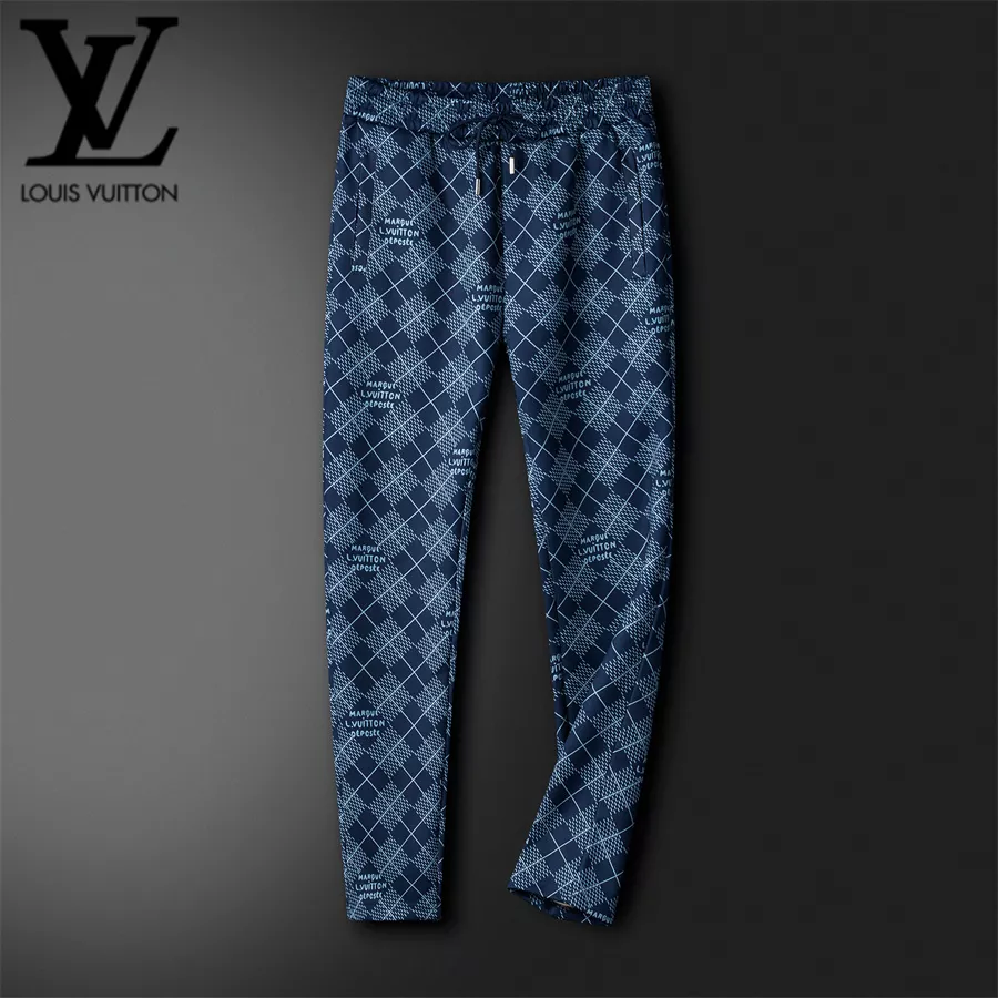 Louis Vuitton LV Tracksuits Long Sleeved For Men Trendy 3158