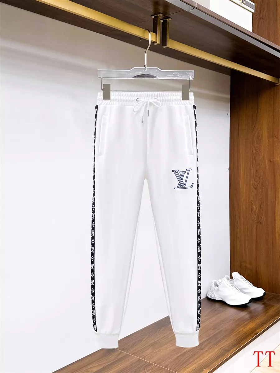 Louis Vuitton LV Tracksuits Long Sleeved For Men UrbanStyle 6392