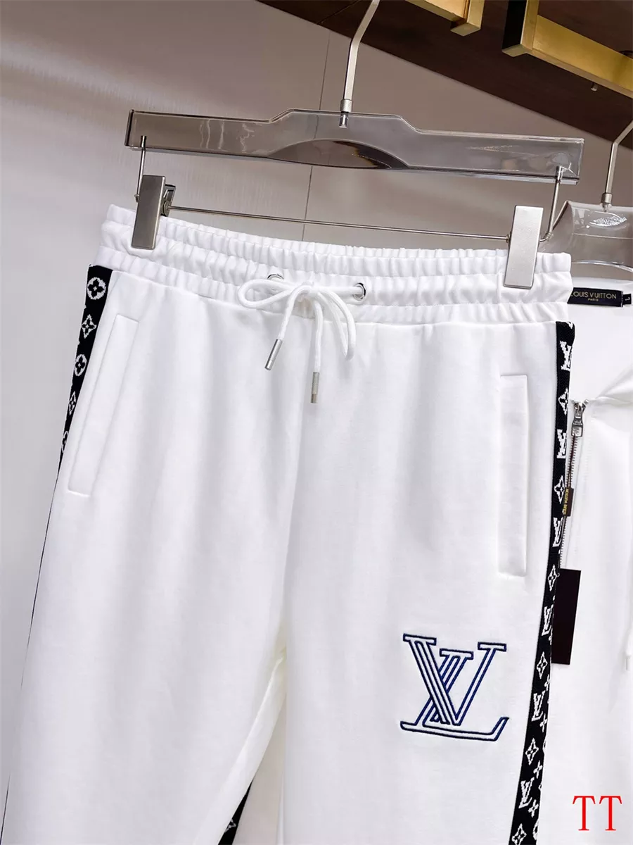 Louis Vuitton LV Tracksuits Long Sleeved For Men UrbanStyle 6392