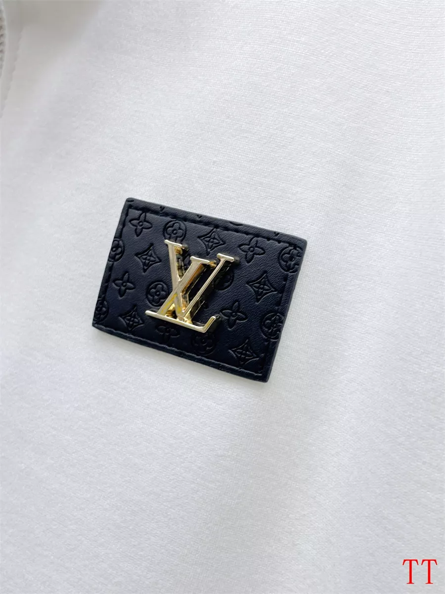 Louis Vuitton LV Tracksuits Long Sleeved For Men Versatile 8111