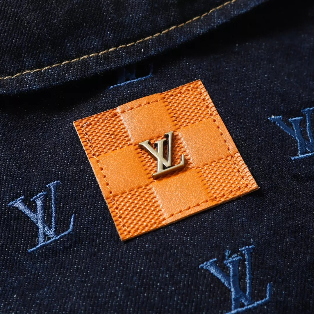 Louis Vuitton LV Tracksuits Long Sleeved For Unisex Elegant 7577