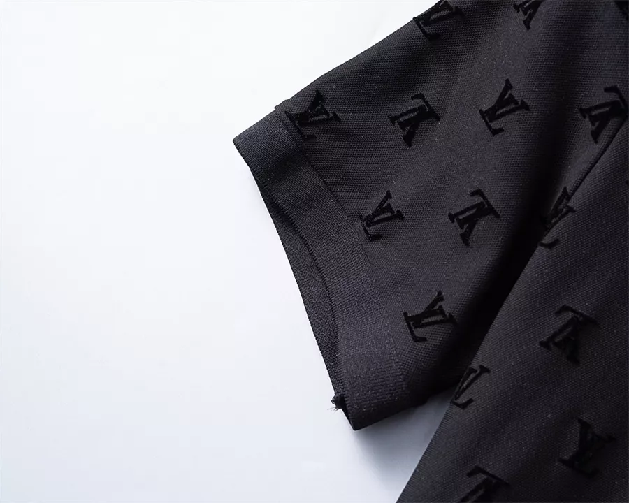 Louis Vuitton LV Tracksuits Short Sleeved For Men AllSeason 2070