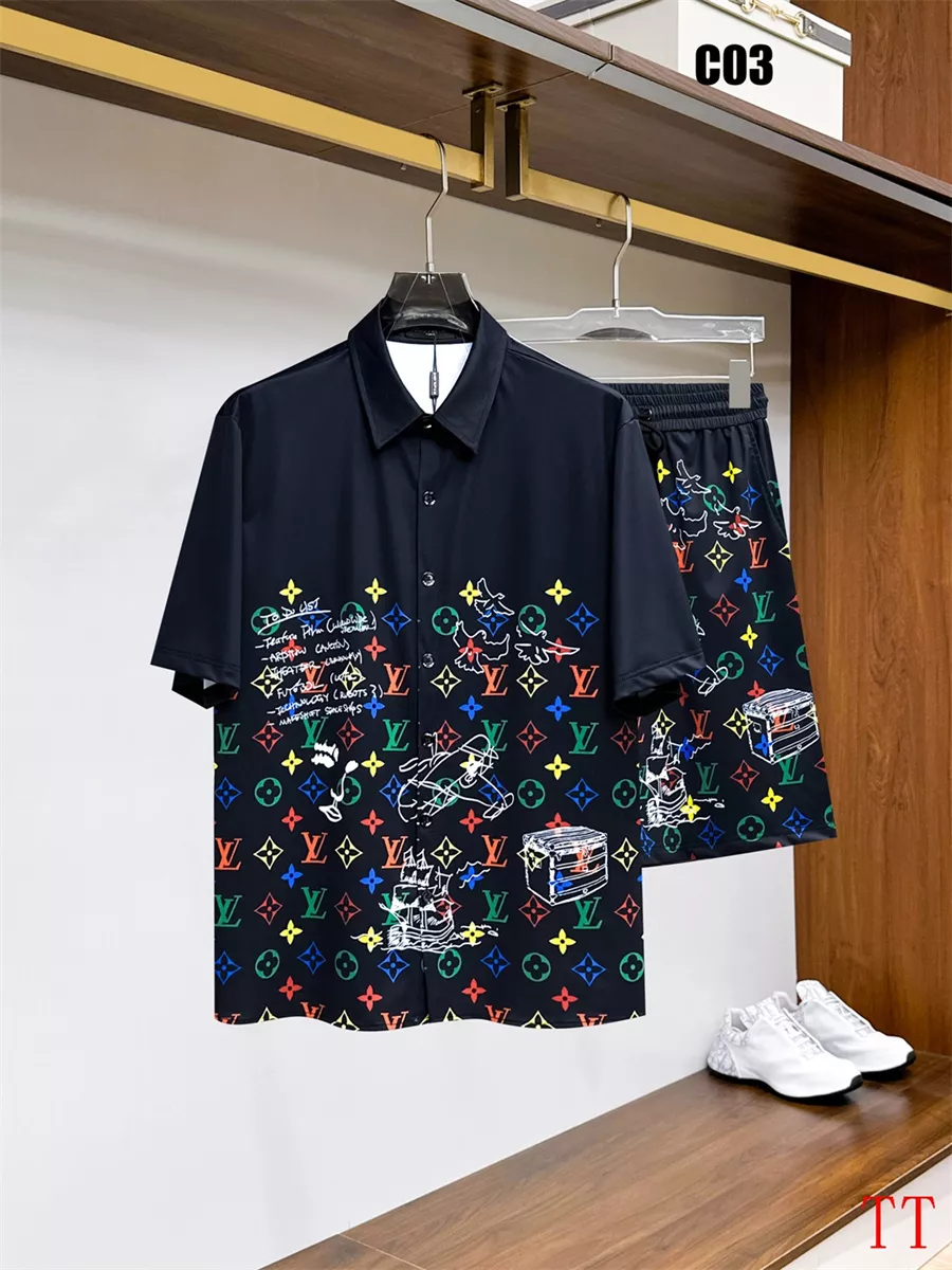 Louis Vuitton LV Tracksuits Short Sleeved For Men Breathable 7420