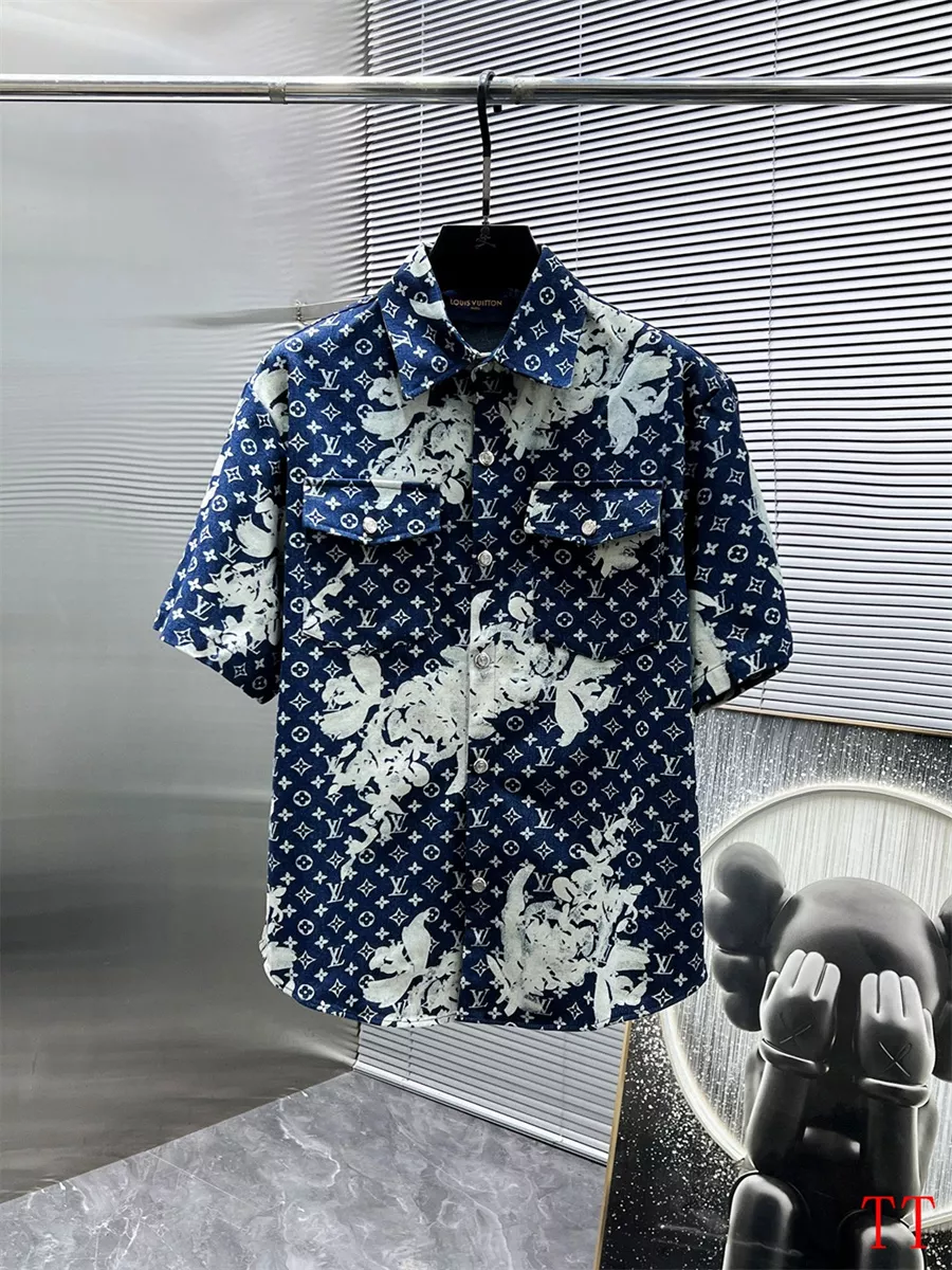 Louis Vuitton LV Tracksuits Short Sleeved For Men Classic 5720