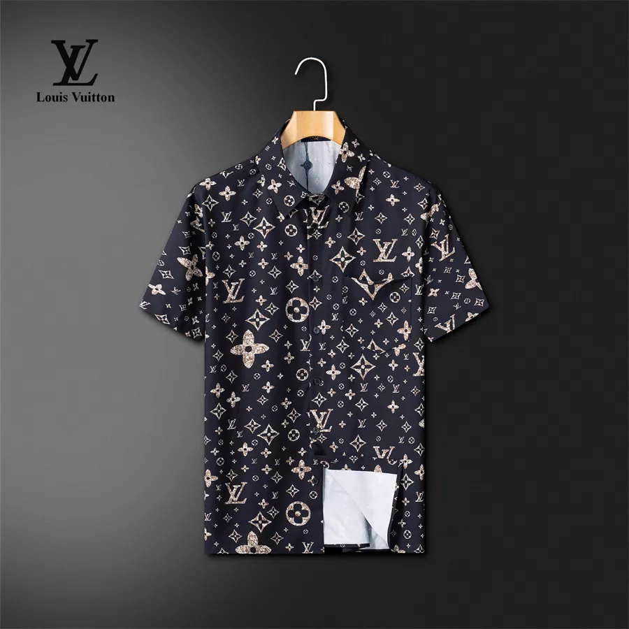 Louis Vuitton LV Tracksuits Short Sleeved For Men Compact 7607