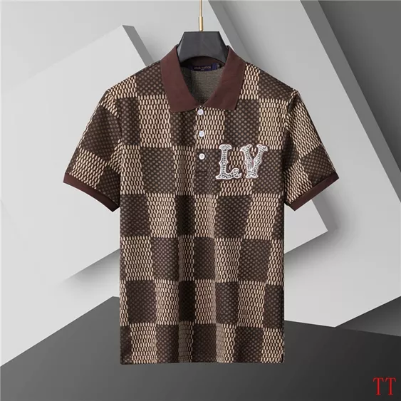 Louis Vuitton LV Tracksuits Short Sleeved For Men Cozy 9006