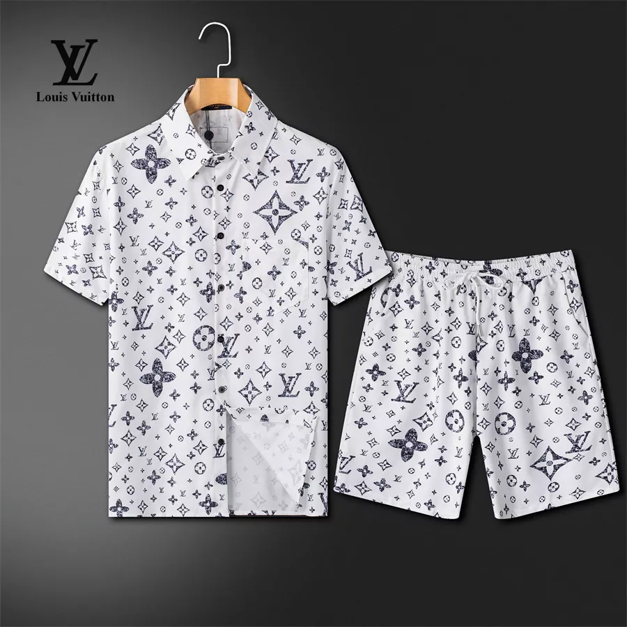 Louis Vuitton LV Tracksuits Short Sleeved For Men Cozy 9960
