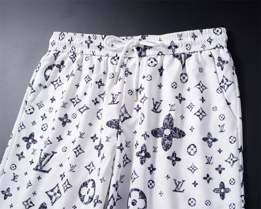 Louis Vuitton LV Tracksuits Short Sleeved For Men Cozy 9960