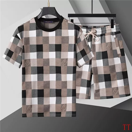 Louis Vuitton LV Tracksuits Short Sleeved For Men Elegant 3640