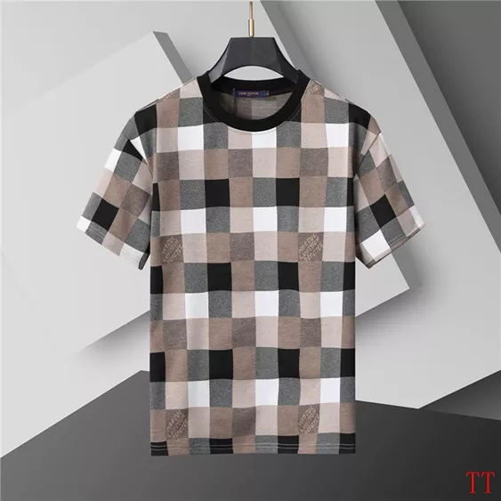 Louis Vuitton LV Tracksuits Short Sleeved For Men Elegant 3640
