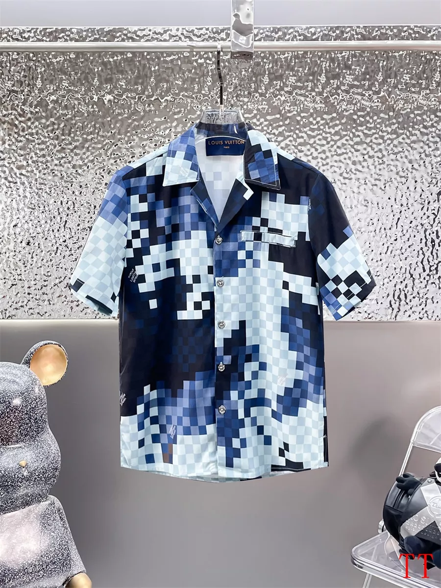 Louis Vuitton LV Tracksuits Short Sleeved For Men Functional 4384