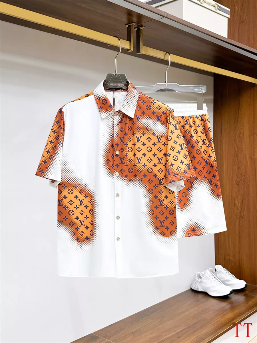 Louis Vuitton LV Tracksuits Short Sleeved For Men GoodFit 1927