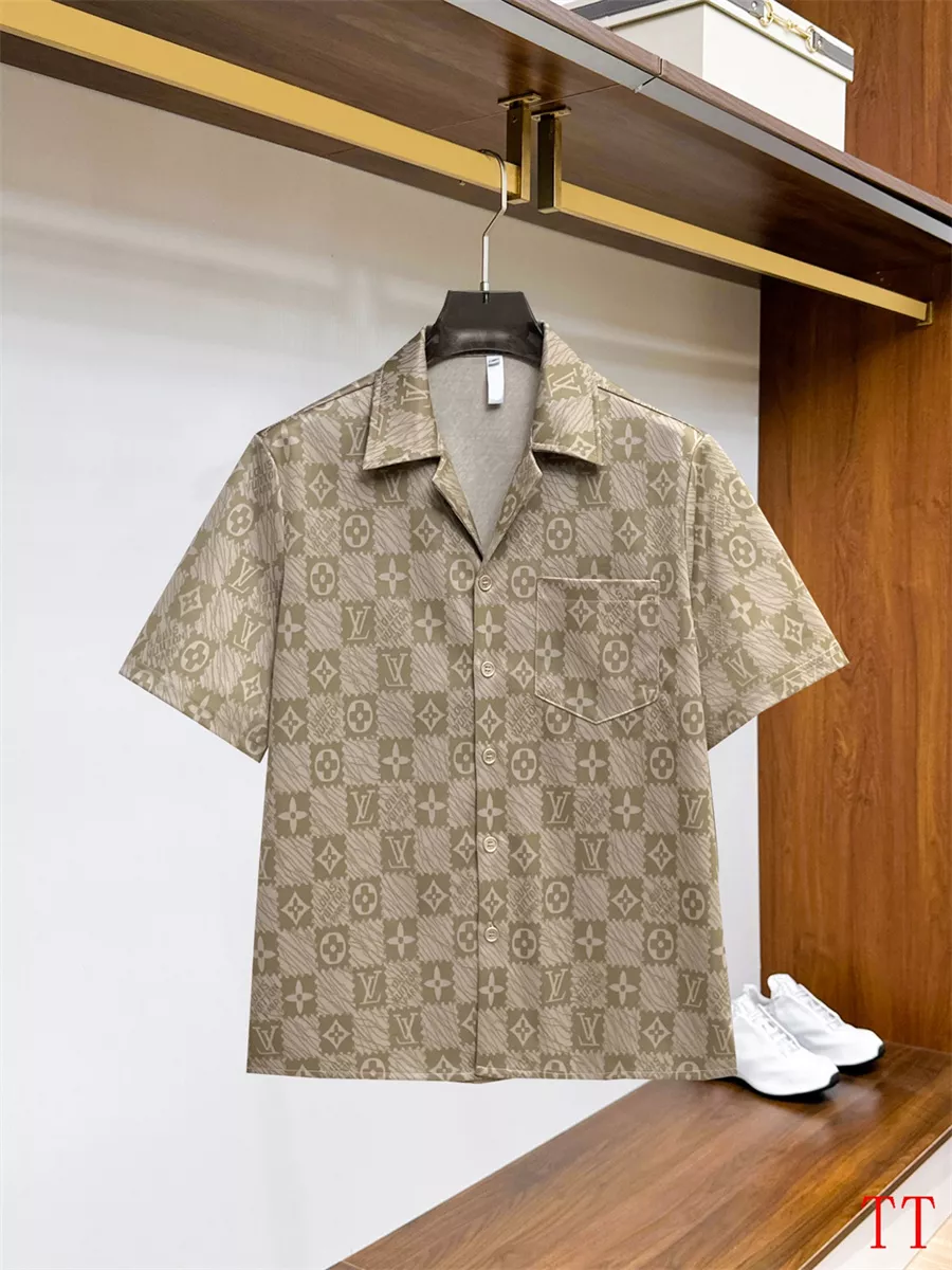 Louis Vuitton LV Tracksuits Short Sleeved For Men HighQuality 6453