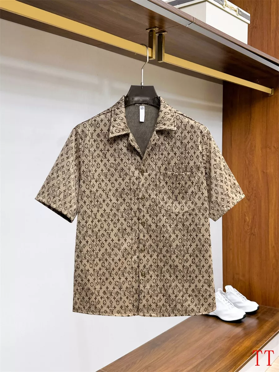 Louis Vuitton LV Tracksuits Short Sleeved For Men Lightweight 5897