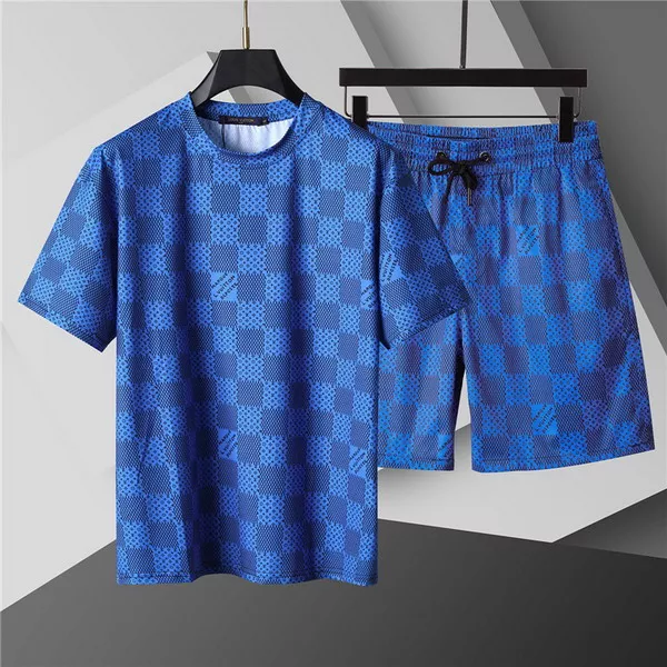 Louis Vuitton LV Tracksuits Short Sleeved For Men Popular 8760