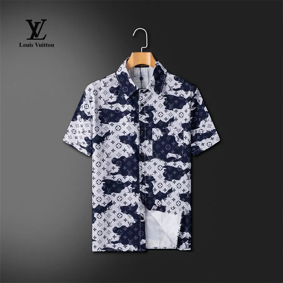 Louis Vuitton LV Tracksuits Short Sleeved For Men Practical 4661