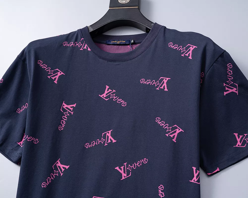 Louis Vuitton LV Tracksuits Short Sleeved For Men Reliable 6148