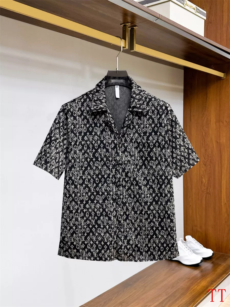 Louis Vuitton LV Tracksuits Short Sleeved For Men Reliable 9693