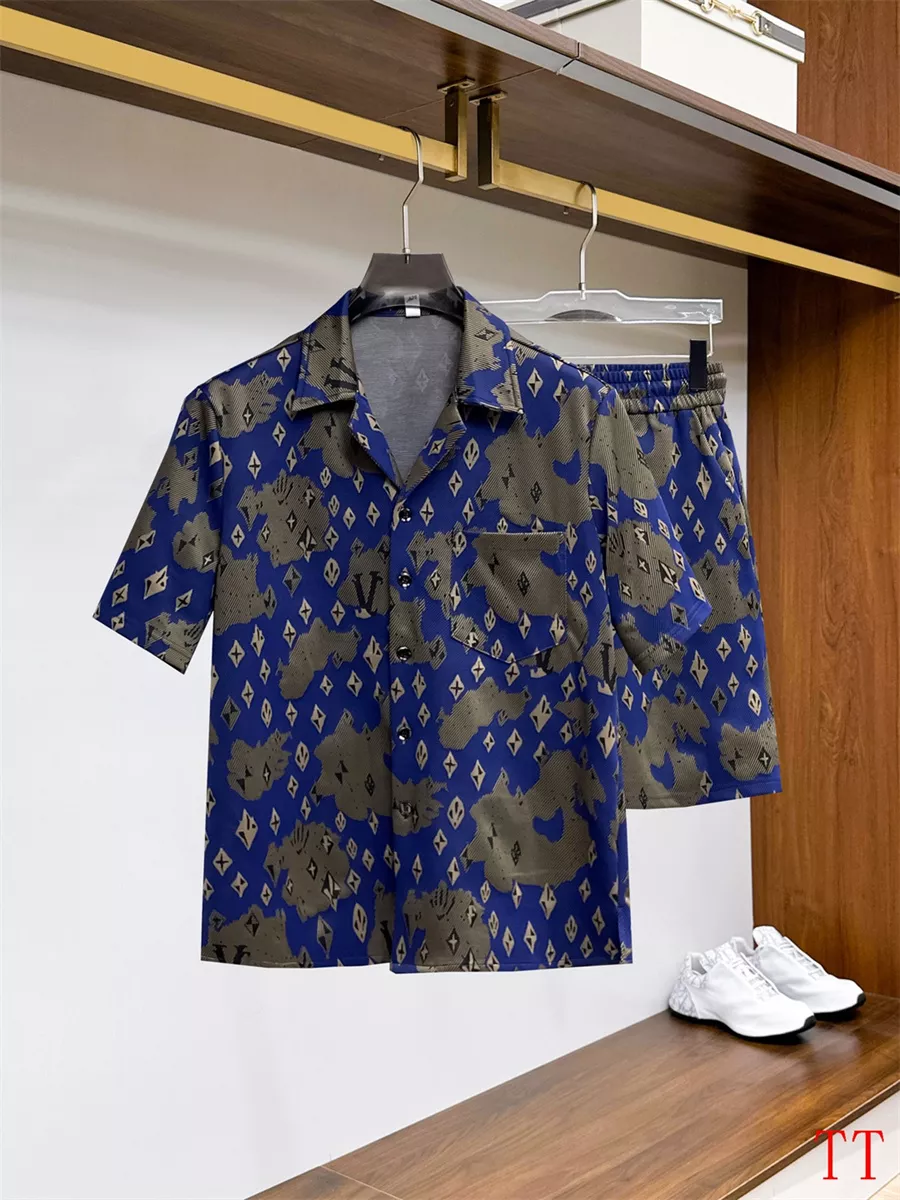 Louis Vuitton LV Tracksuits Short Sleeved For Men SmartChoice 9322