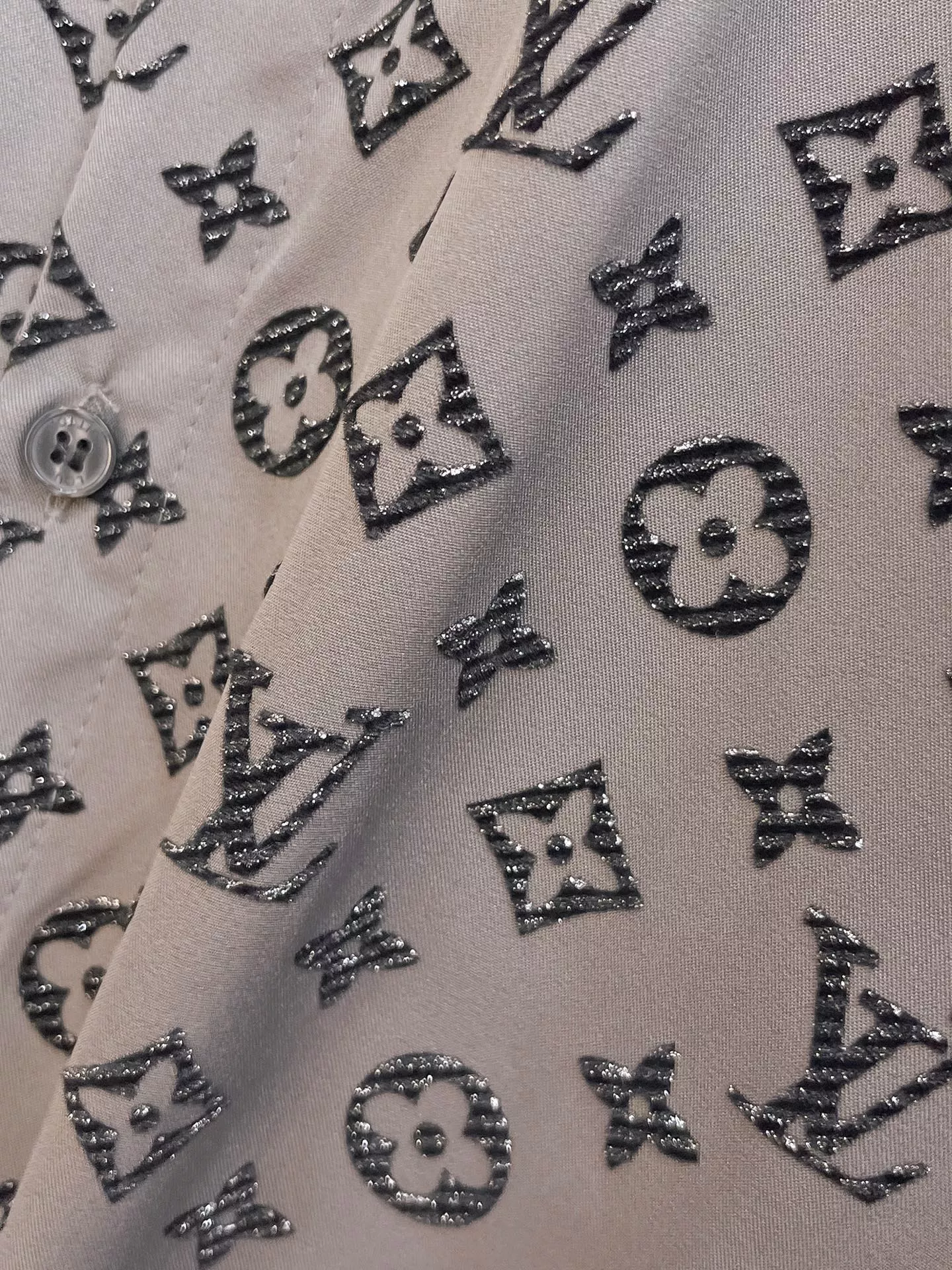 Louis Vuitton LV Tracksuits Short Sleeved For Men Sophisticated 9958