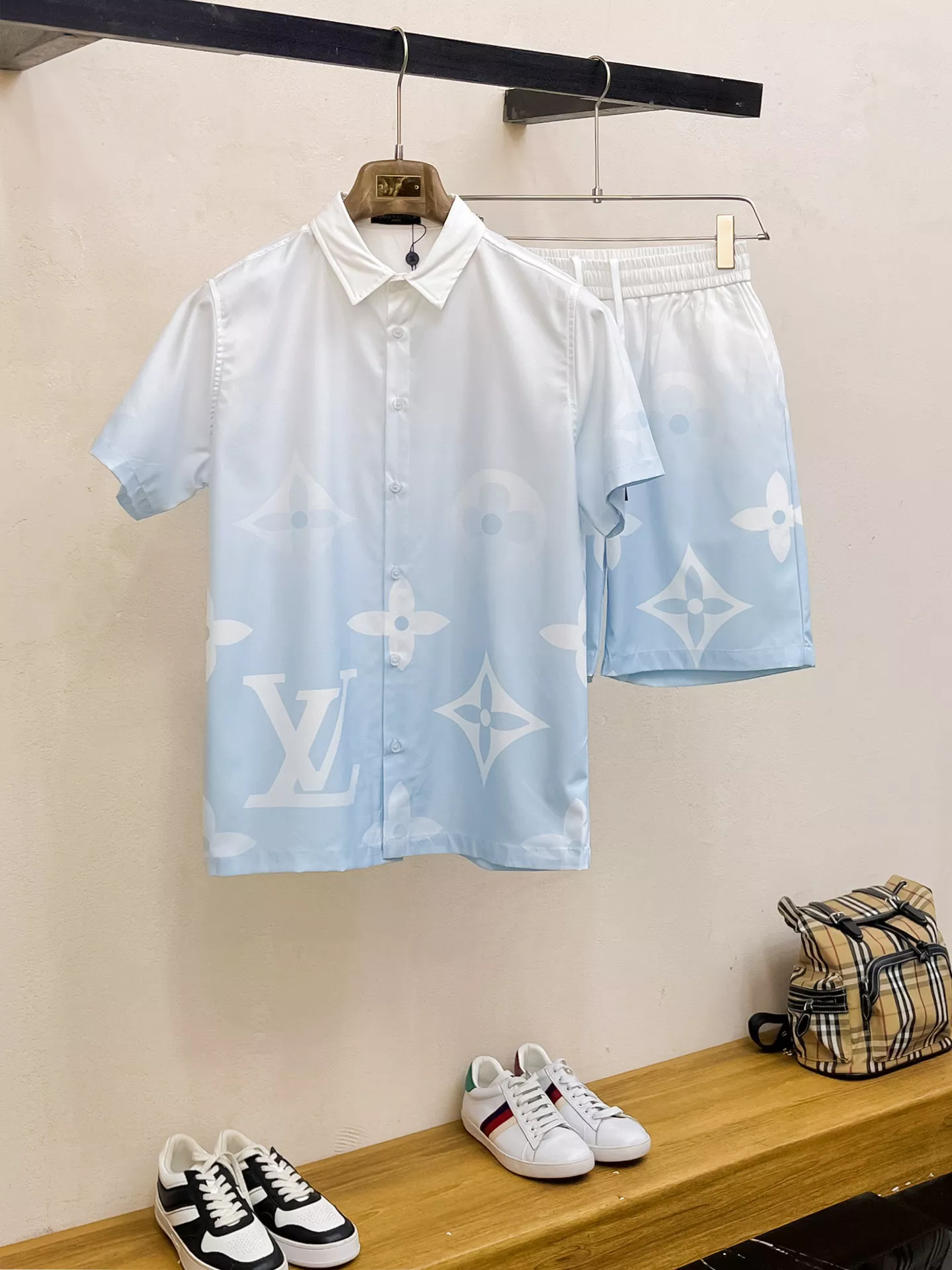 Louis Vuitton LV Tracksuits Short Sleeved For Men SportInspired 8428