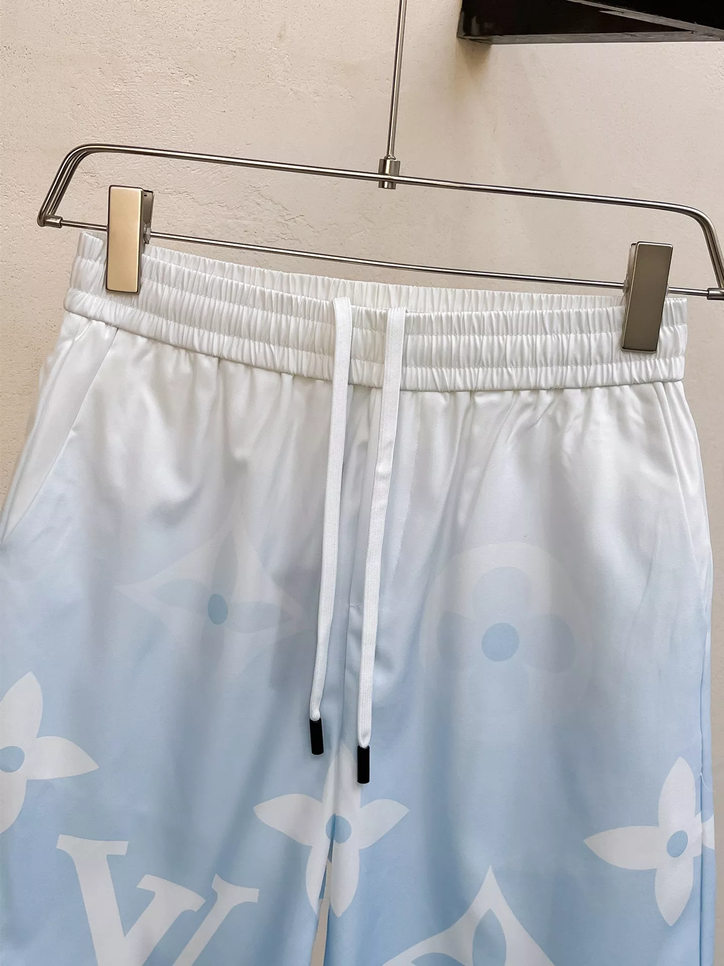 Louis Vuitton LV Tracksuits Short Sleeved For Men SportInspired 8428