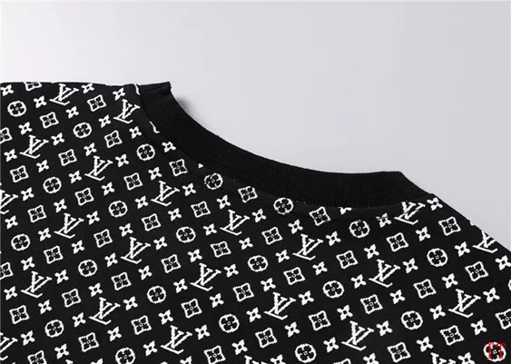 Louis Vuitton LV Tracksuits Short Sleeved For Men StreetReady 782
