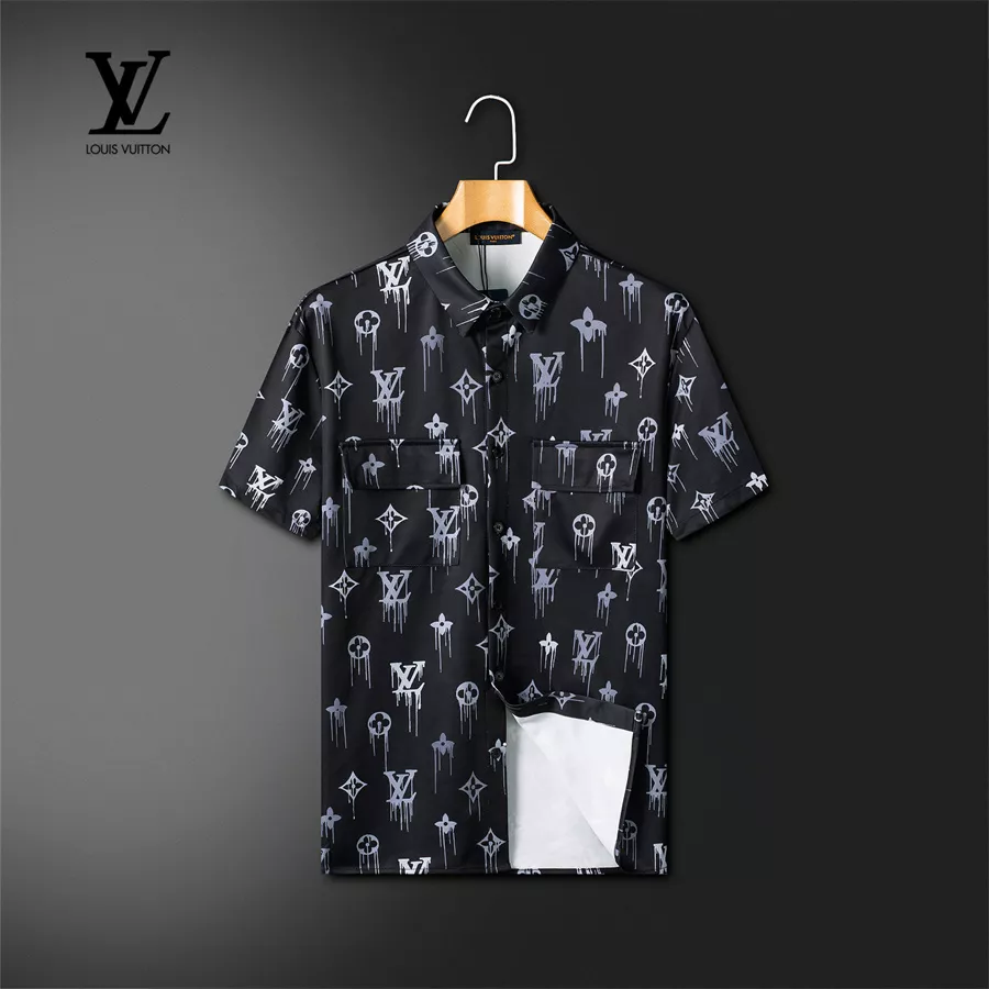 Louis Vuitton LV Tracksuits Short Sleeved For Men Stylish 5394
