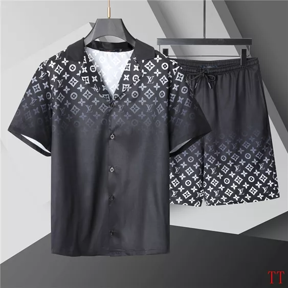Louis Vuitton LV Tracksuits Short Sleeved For Men Timeless 2409
