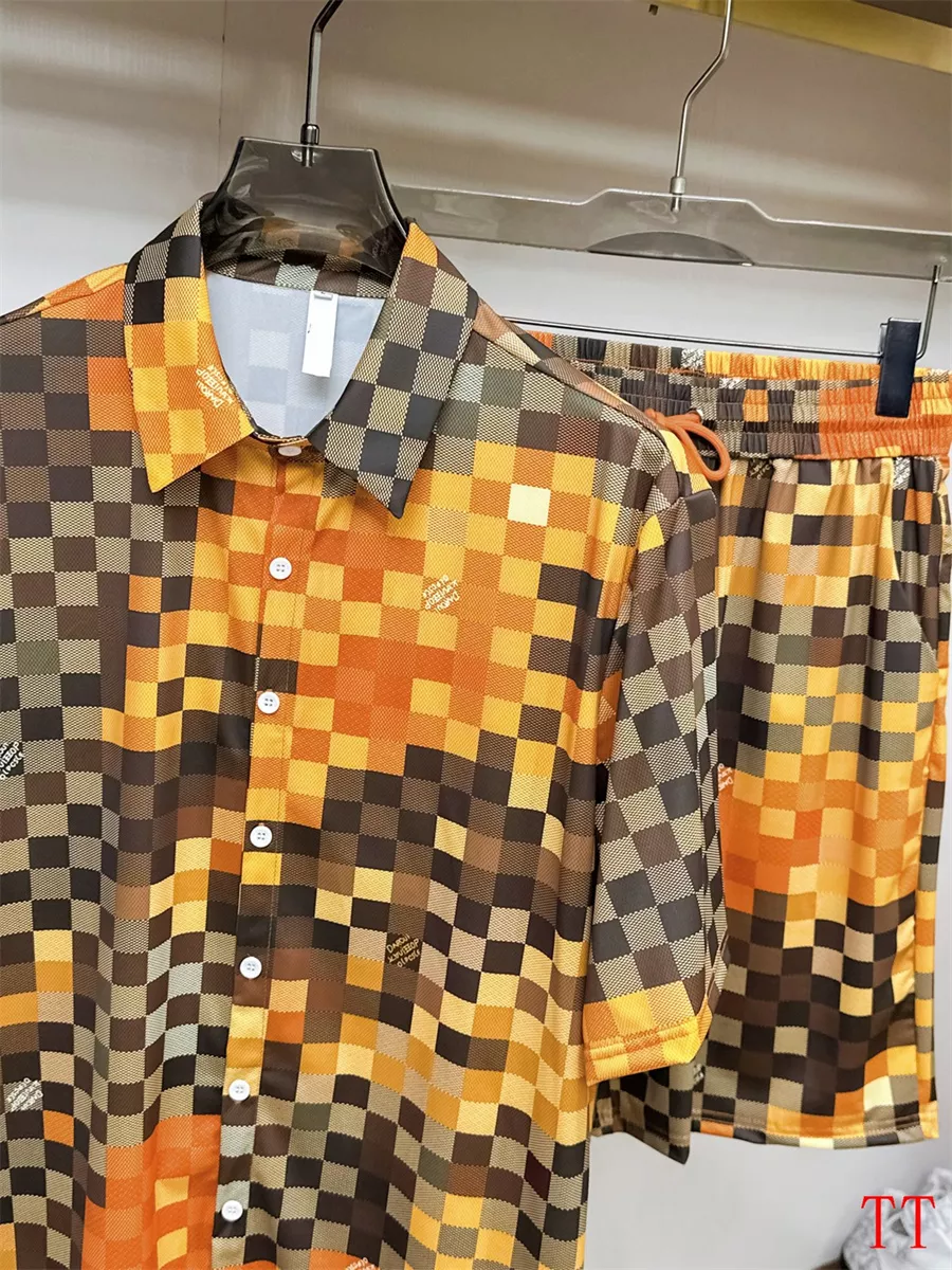 Louis Vuitton LV Tracksuits Short Sleeved For Men UrbanStyle 1037