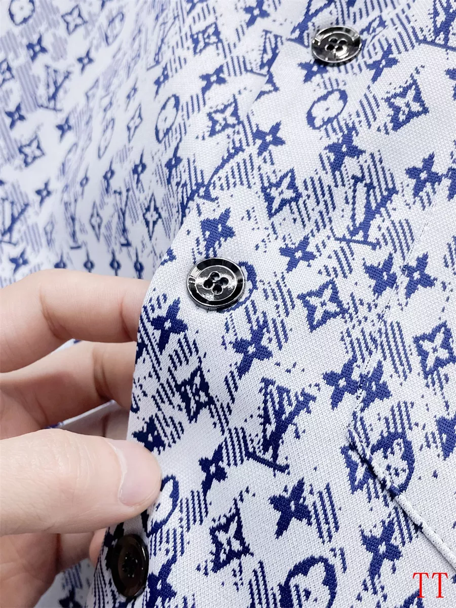 Louis Vuitton LV Tracksuits Short Sleeved For Men Versatile 6767