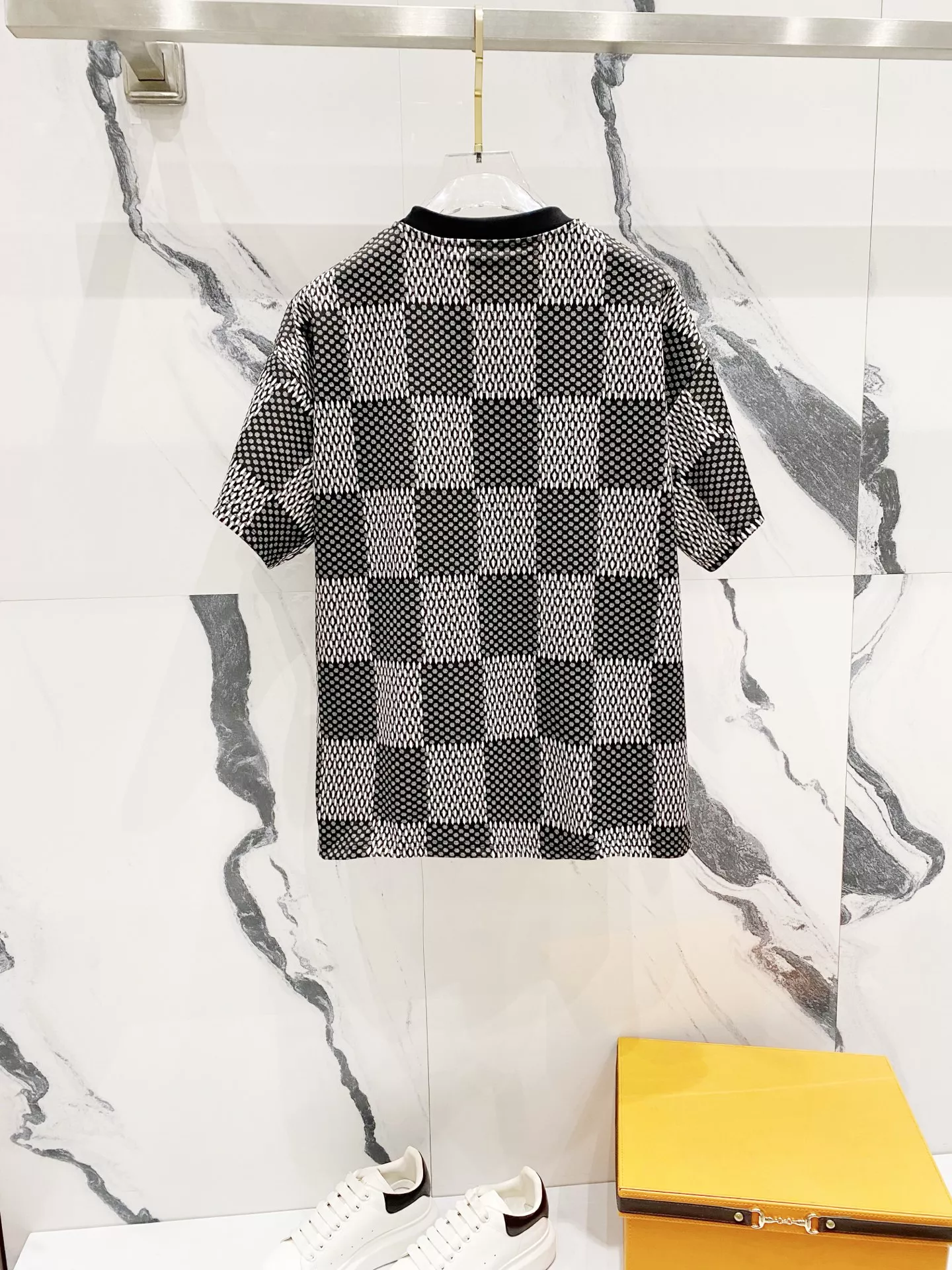 Louis Vuitton LV Tracksuits Short Sleeved For Unisex Compact 1975