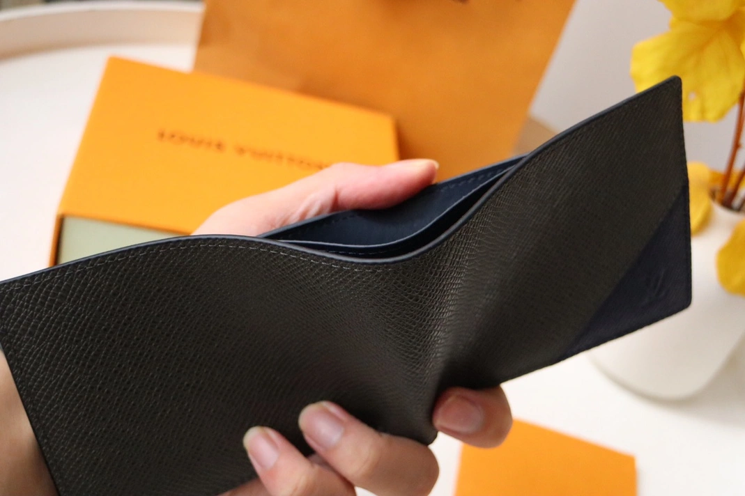 Louis Vuitton LV Wallets AllSeason 4171