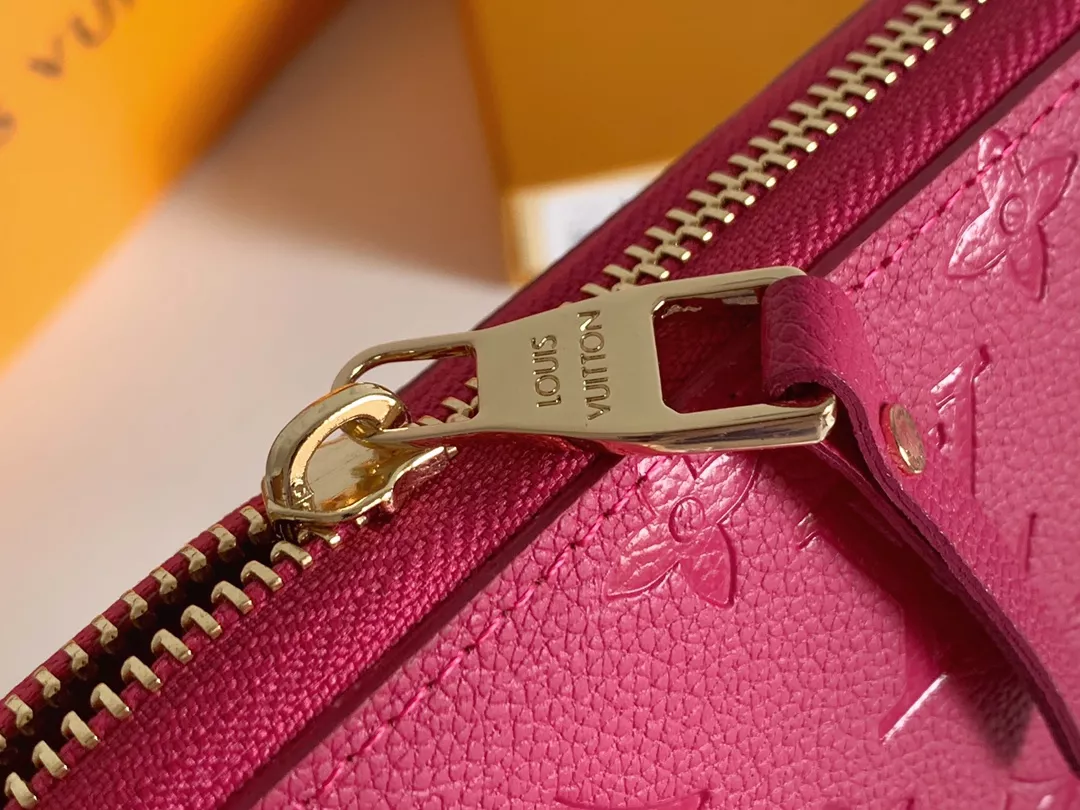 Louis Vuitton LV Wallets Comfortable 4018