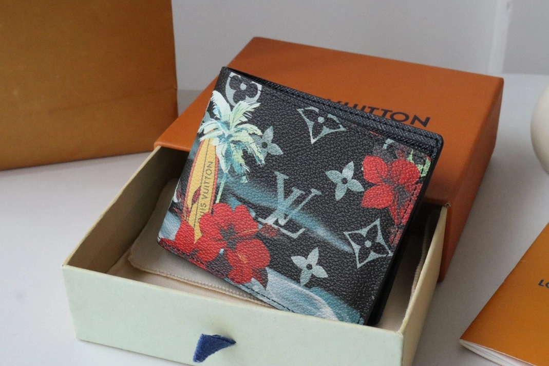 Louis Vuitton LV Wallets Compact 1019
