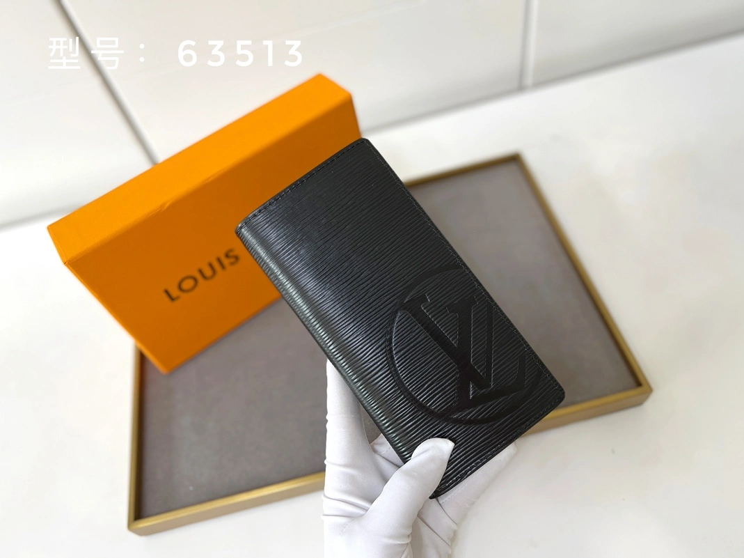 Louis Vuitton LV Wallets Cozy 4306