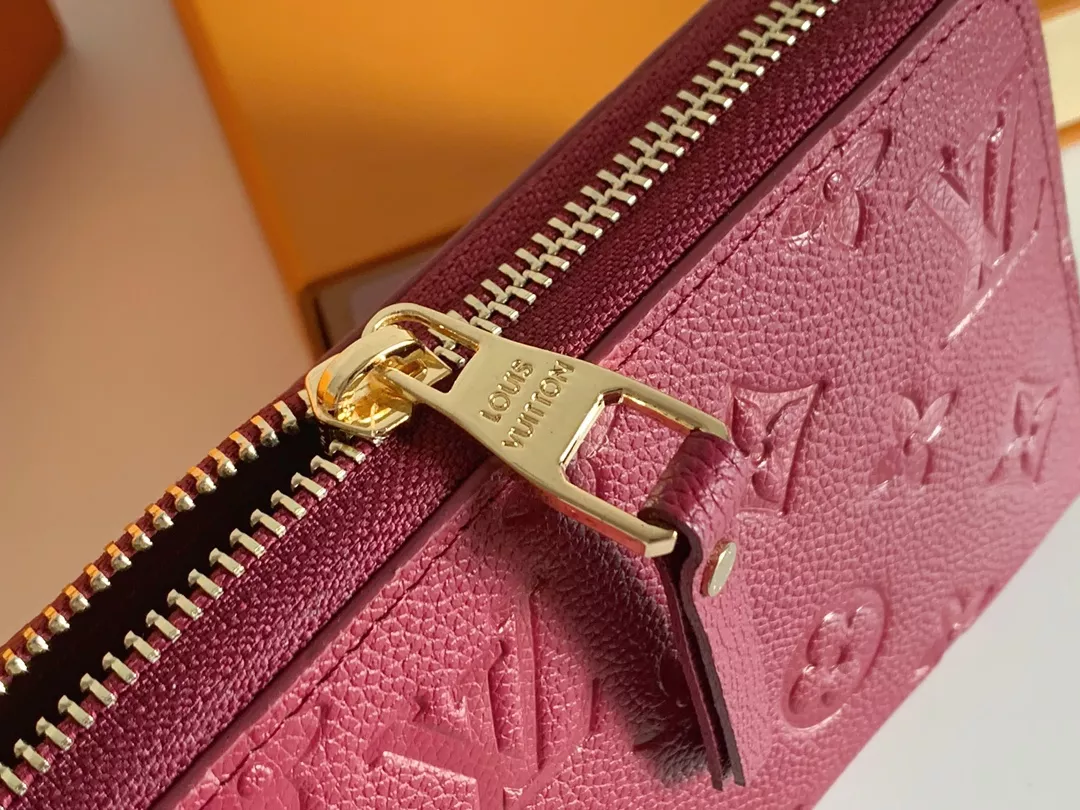 Louis Vuitton LV Wallets EasyMatch 9747
