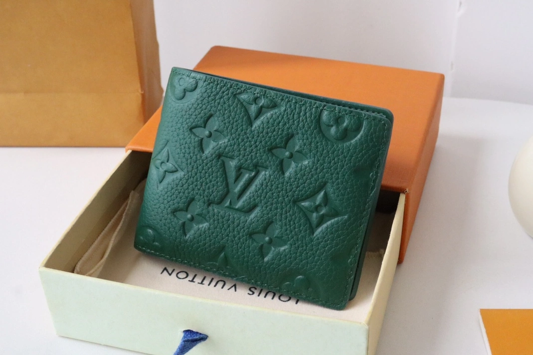 Louis Vuitton LV Wallets Efficient 6863
