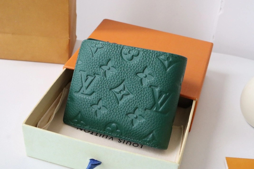 Louis Vuitton LV Wallets Efficient 6863