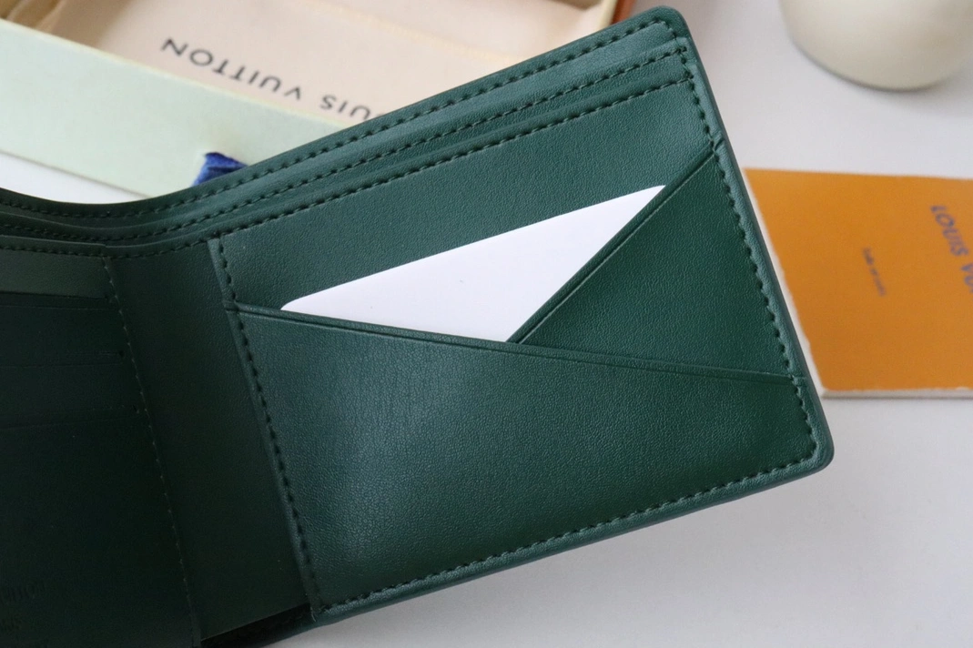 Louis Vuitton LV Wallets Efficient 6863