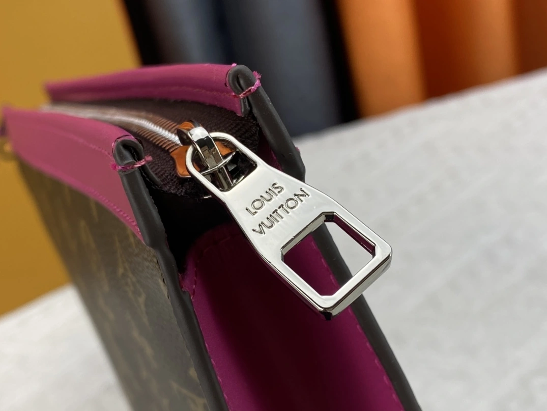 Louis Vuitton LV Wallets For Unisex AllSeason 857