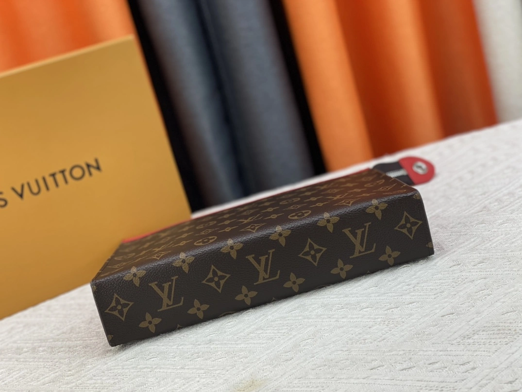 Louis Vuitton LV Wallets For Unisex AllSeason 9438