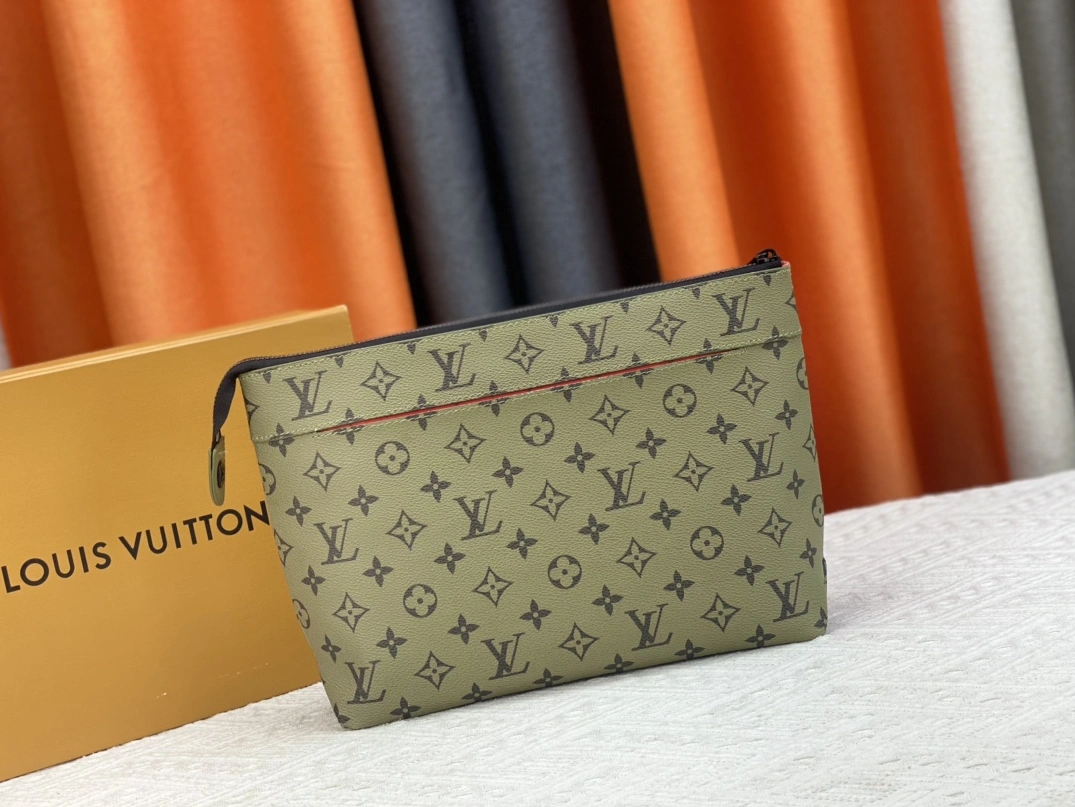 Louis Vuitton LV Wallets For Unisex Bright 4574