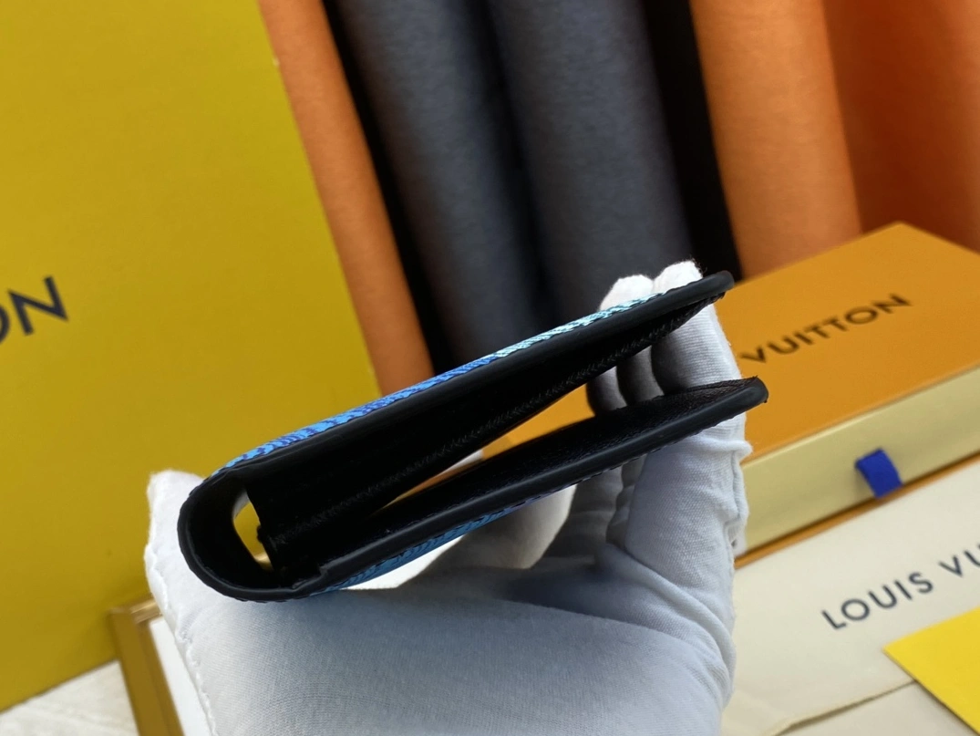 Louis Vuitton LV Wallets For Unisex Comfortable 1085