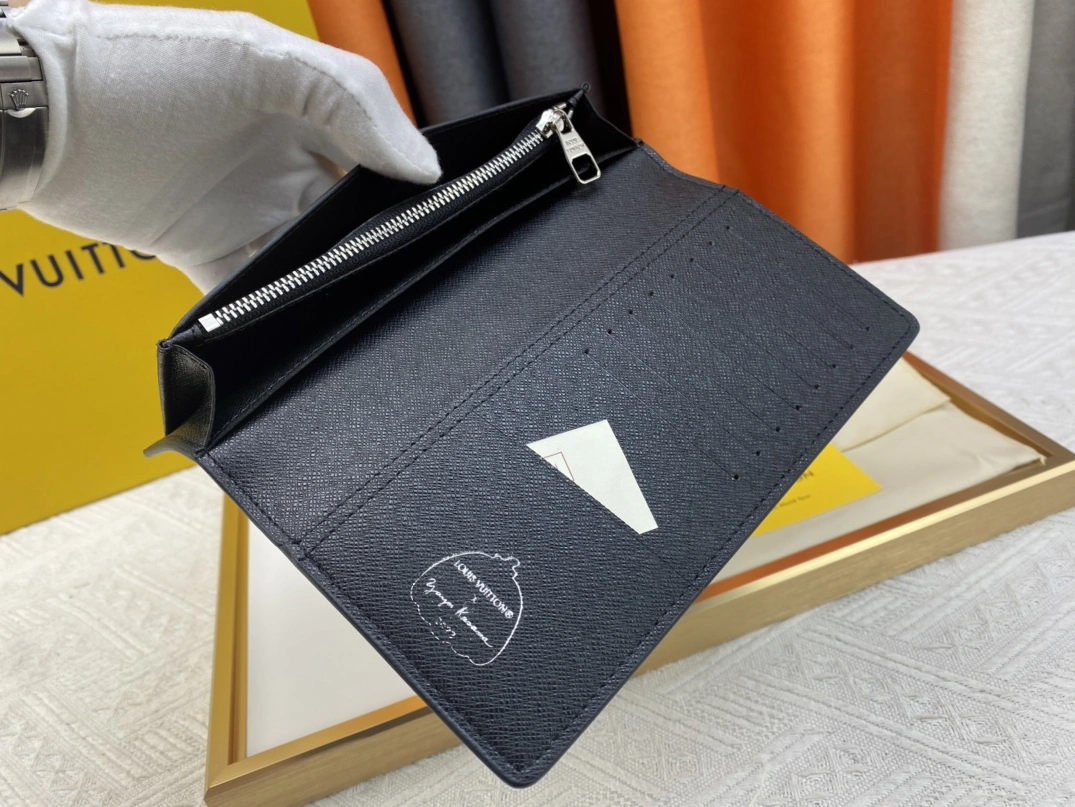 Louis Vuitton LV Wallets For Unisex Comfortable 1085